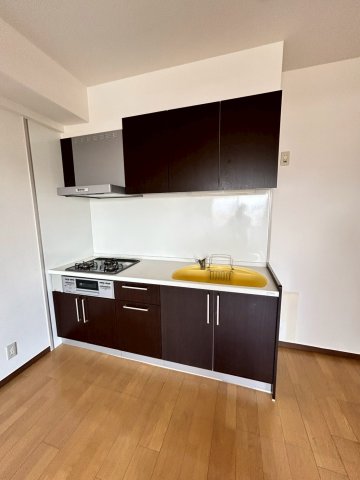 キッチン　同物件、別号室の参考写真です。
