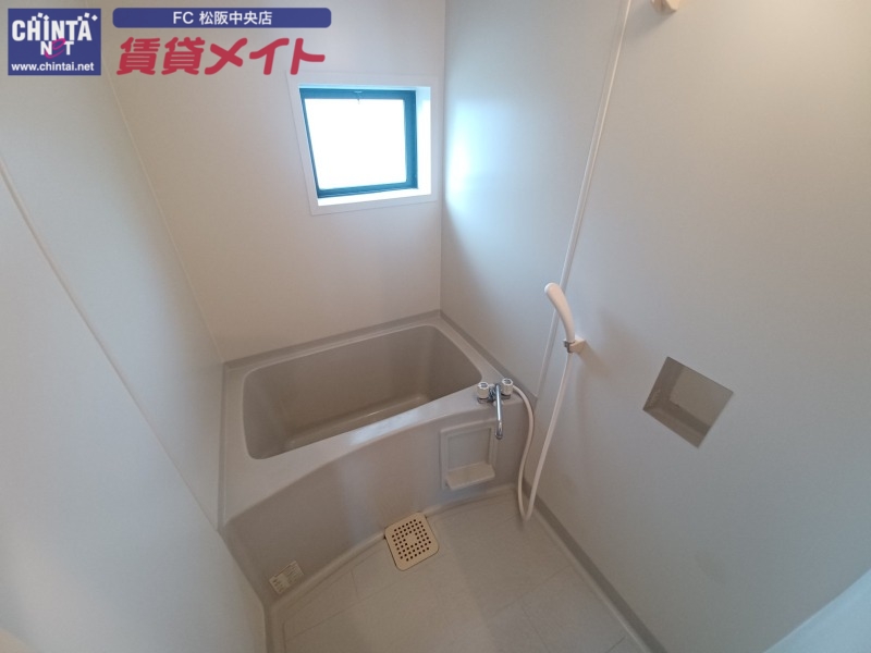 バス・シャワールーム　同タイプ部屋写真です。