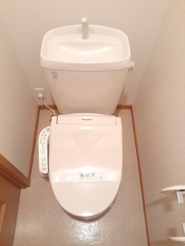 トイレ　図面と現状に相違がある場合には現状を優先