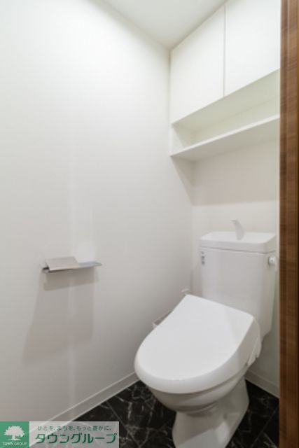 トイレ　※写真は同タイプ住戸です。
