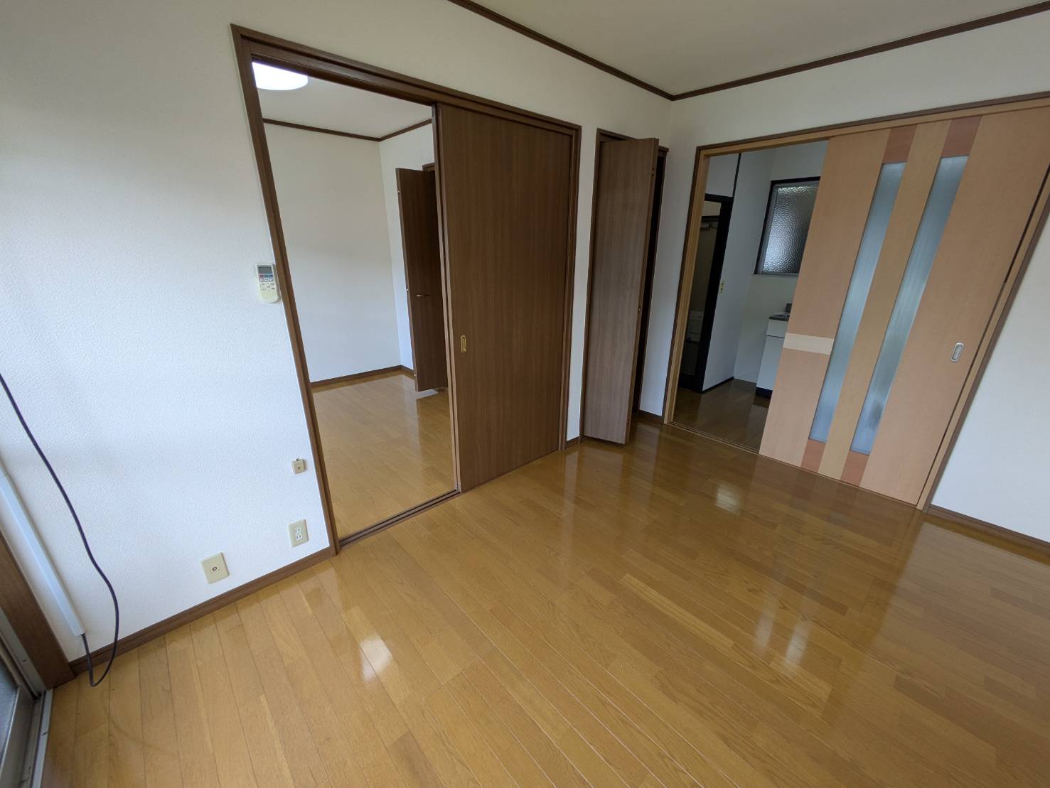 八王寺フレンドハイツ飛鳥の居間写真