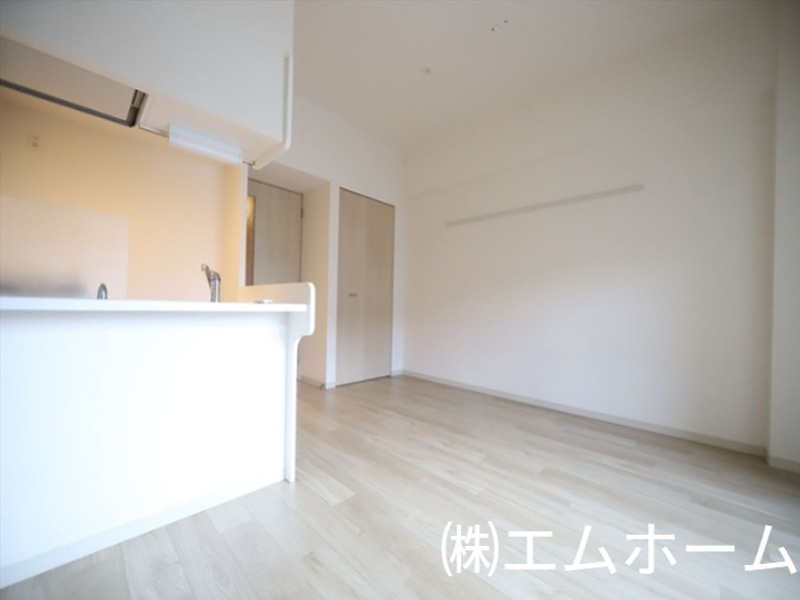 その他部屋・スペース　洋室11.1帖　クローゼット付（収納充実してます）