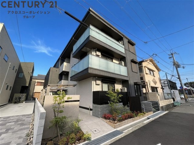 建物外観　オートロック付きの物件です！