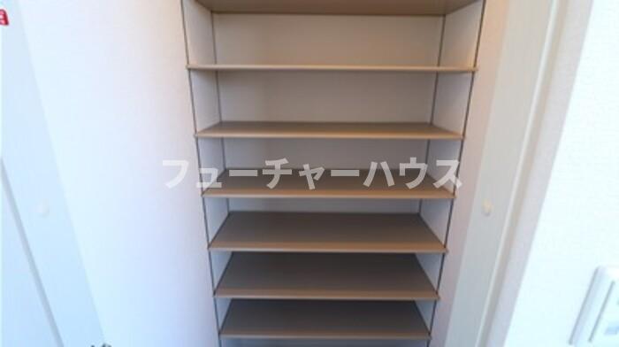 グランディールIIIの玄関写真