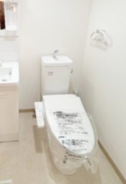 京成本線 京成津田沼駅 徒歩7分 3階建 築1年のトイレ写真