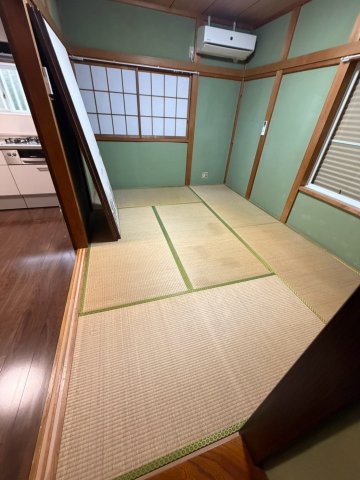 上志津1778-186貸家の居間写真