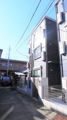 グランジュテ武蔵白石の外観写真