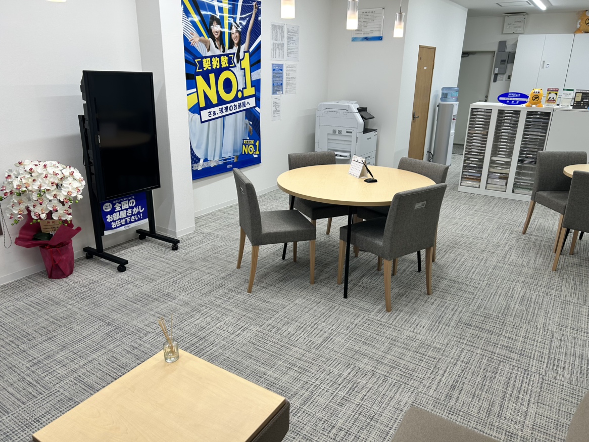 当社は滋賀県内12店舗のアパマンショップFC加盟店。豊富な情報量で、滋賀県全域でのお部屋探しをサポートします！