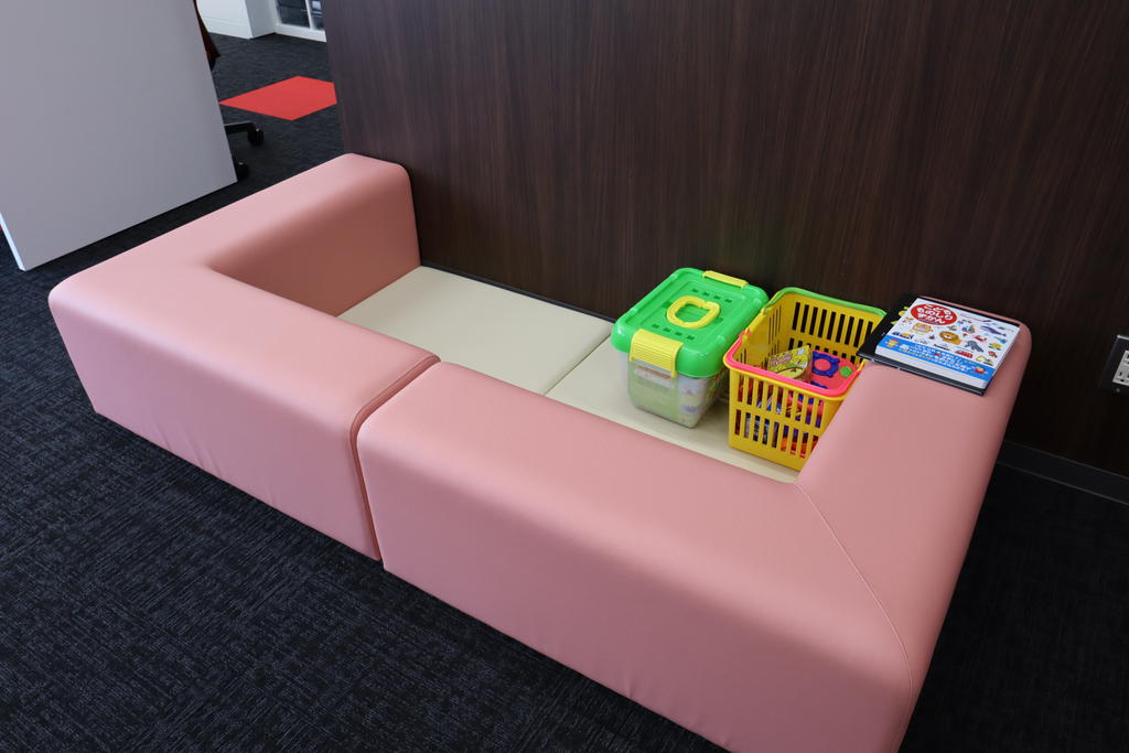 お子様連れの方もゆっくりお過ごしください♪