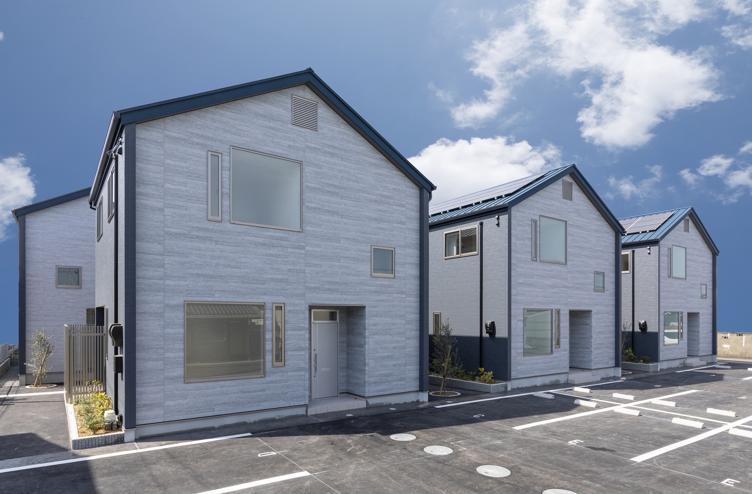 取扱物件数に自信あり。多数の専属専任物件をご用意してお待ちしております。