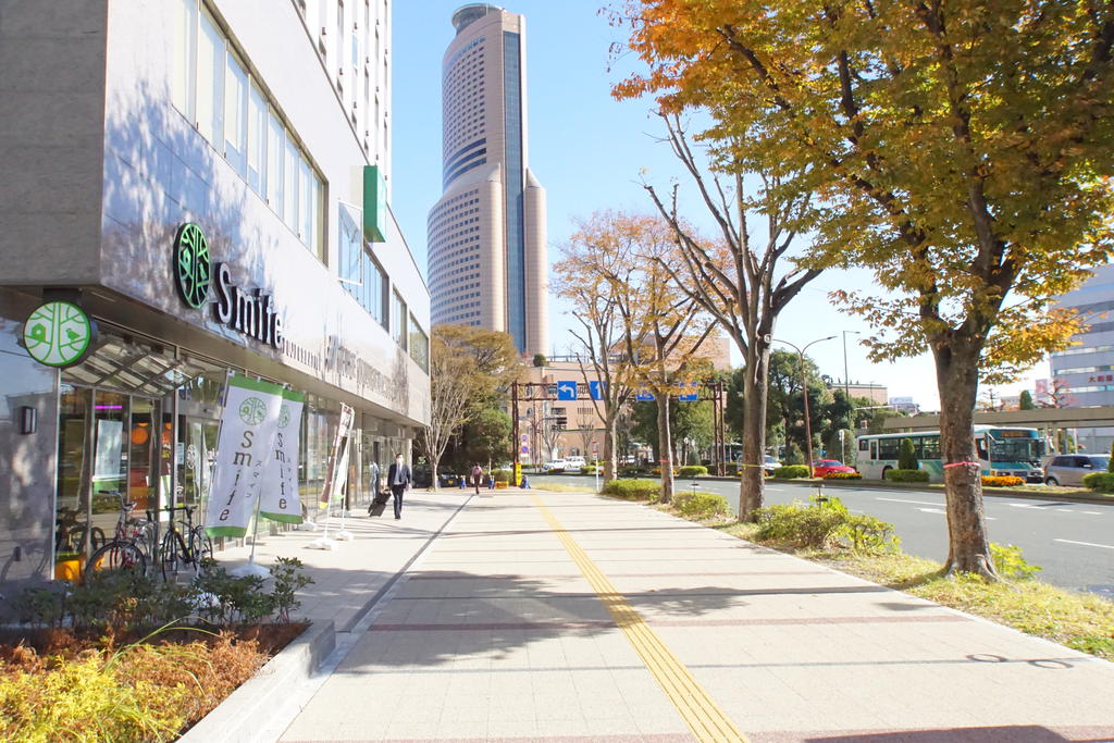 浜松駅北口より徒歩約3分！市外・県外からのお客様が立ち寄りやすい場所にございます。ご気軽にご来店くださいませ。