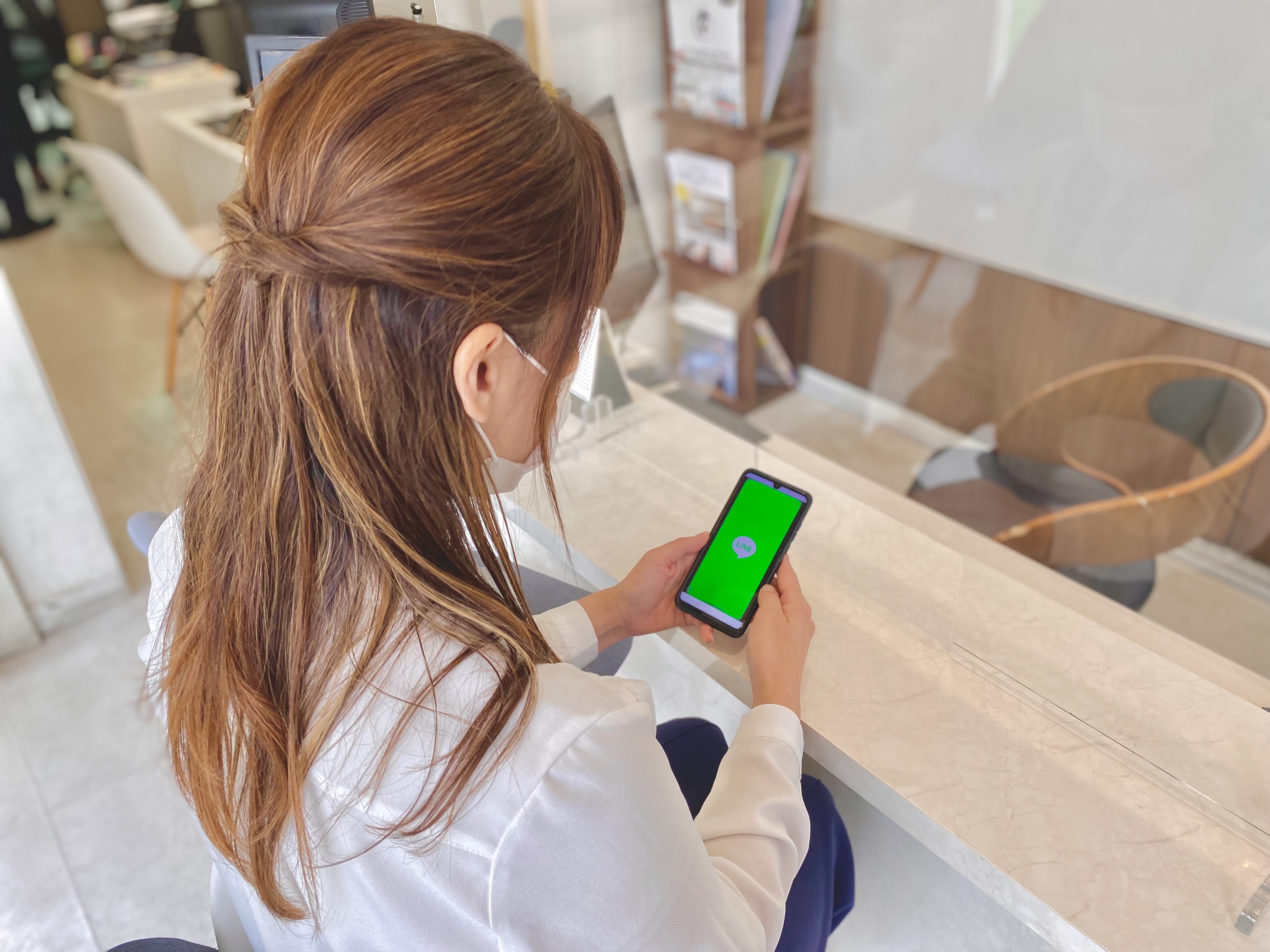 LINEでのお問い合わせ　来店予約・オンライン内覧も可能です！