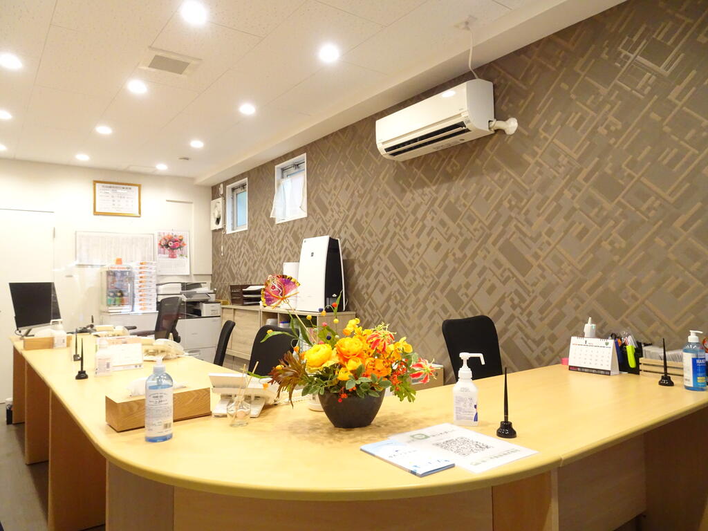 メールだけでなくLINEでも、やりとりが可能です！