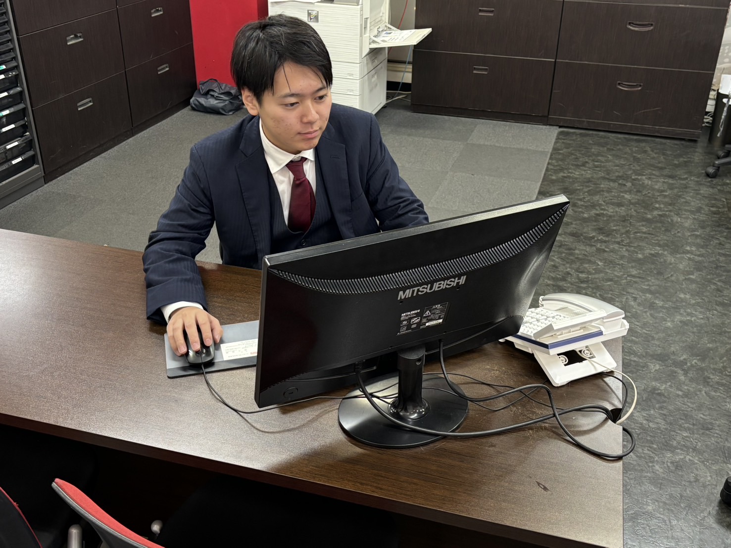 ご来店不要でお部屋の内覧もしくは契約まで可能なオンラインサービスを実施しております！！