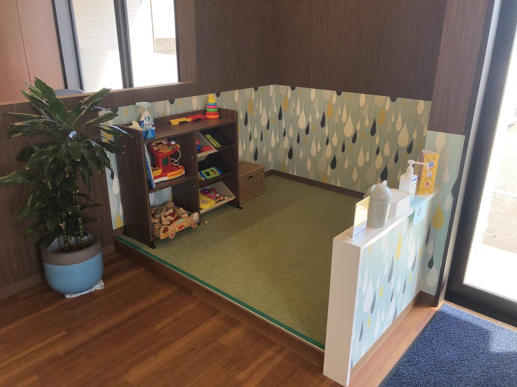 キッズスペース・オムツ替え台完備してます！