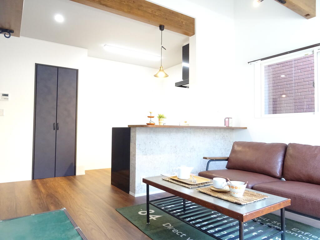 市内企業の管理戸数1位の会社が運営する全国ネットワークを利用したお部屋探しができる店舗☆