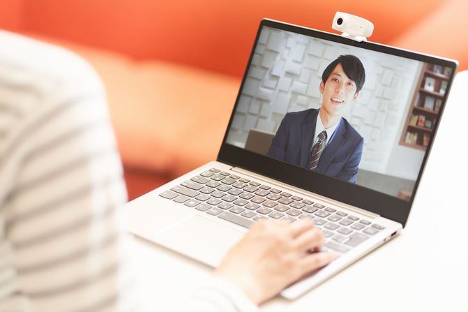 御自宅への訪問や、お客様にご来店をいただく以外に、オンラインを利用したご対応も実施しております