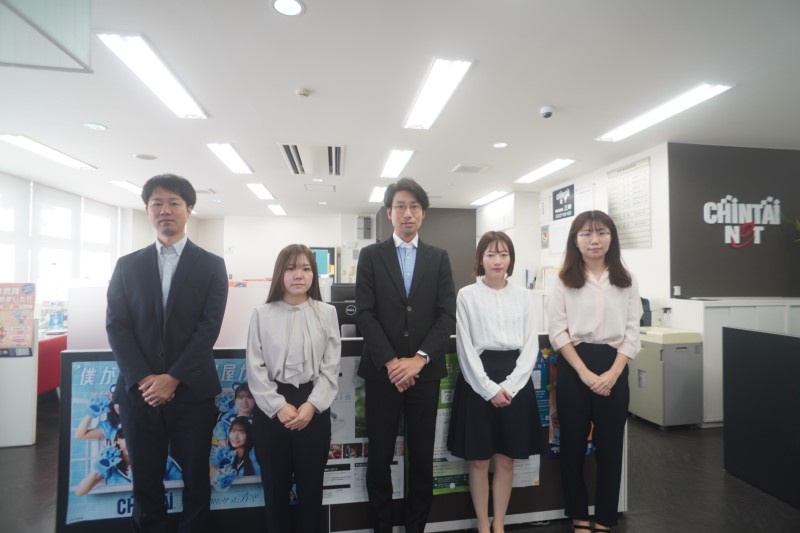 キッズスペースもご用意しており、お子様連れでも安心してご来店いただけます。