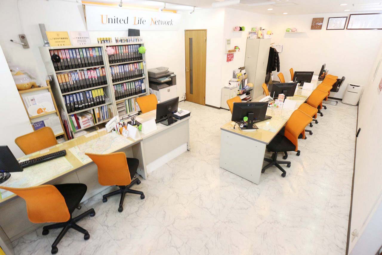 弊社は総合仲介会社です！専用データベース取扱店