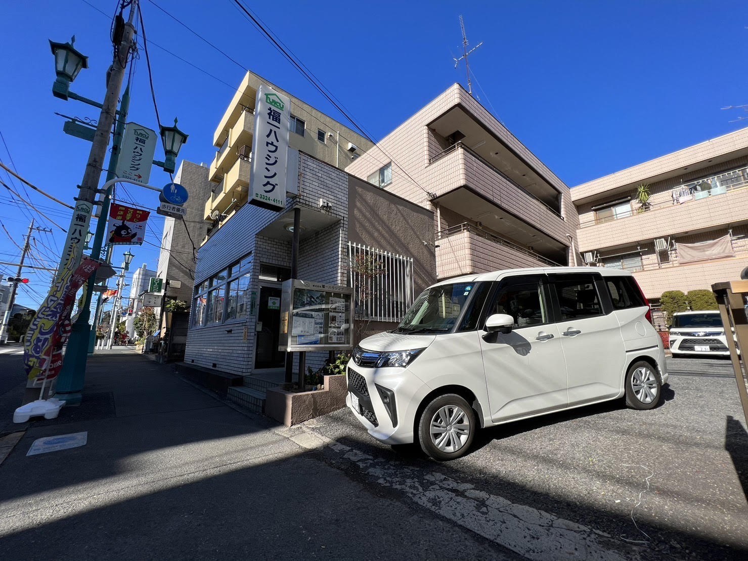 内見はピカピカ清潔なお車にてご案内させていただきます♪