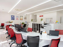 地下鉄名城線黒川駅3番出口から徒歩1分と近く。建物敷地内駐車場ございます。