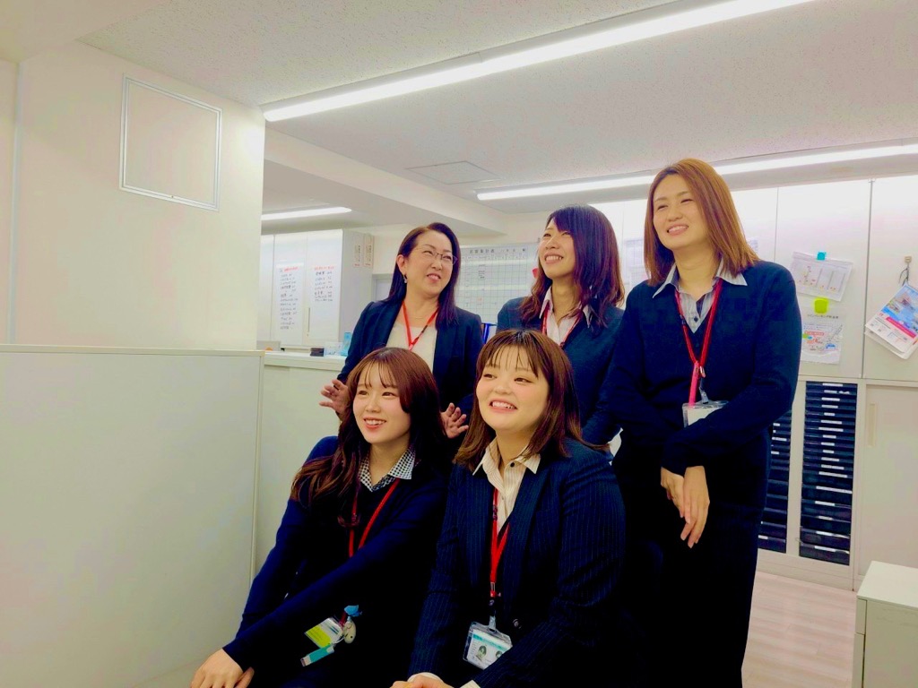 女性スタッフが４名以上在籍しております。女性ならではの視線で部屋探しをサポートさせて頂きます。