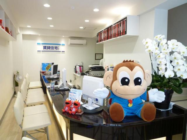 南海本線難波駅、目の前。浪速区、中央区、西区の賃貸、売買、リフォームなど総合不動産業のお店です。