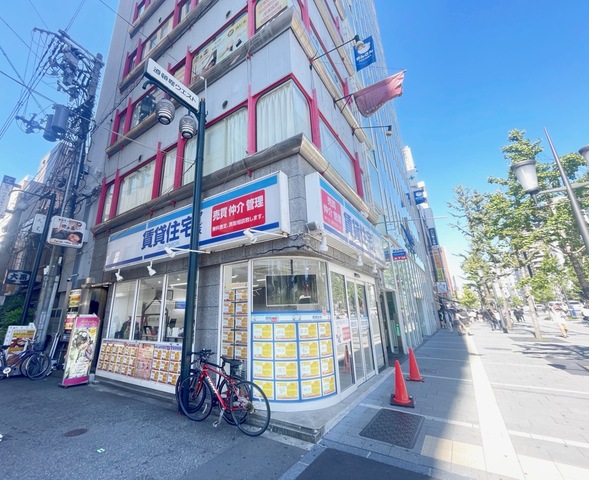 【御堂筋線なんば駅25番出口】振り返ると直ぐそこに！！