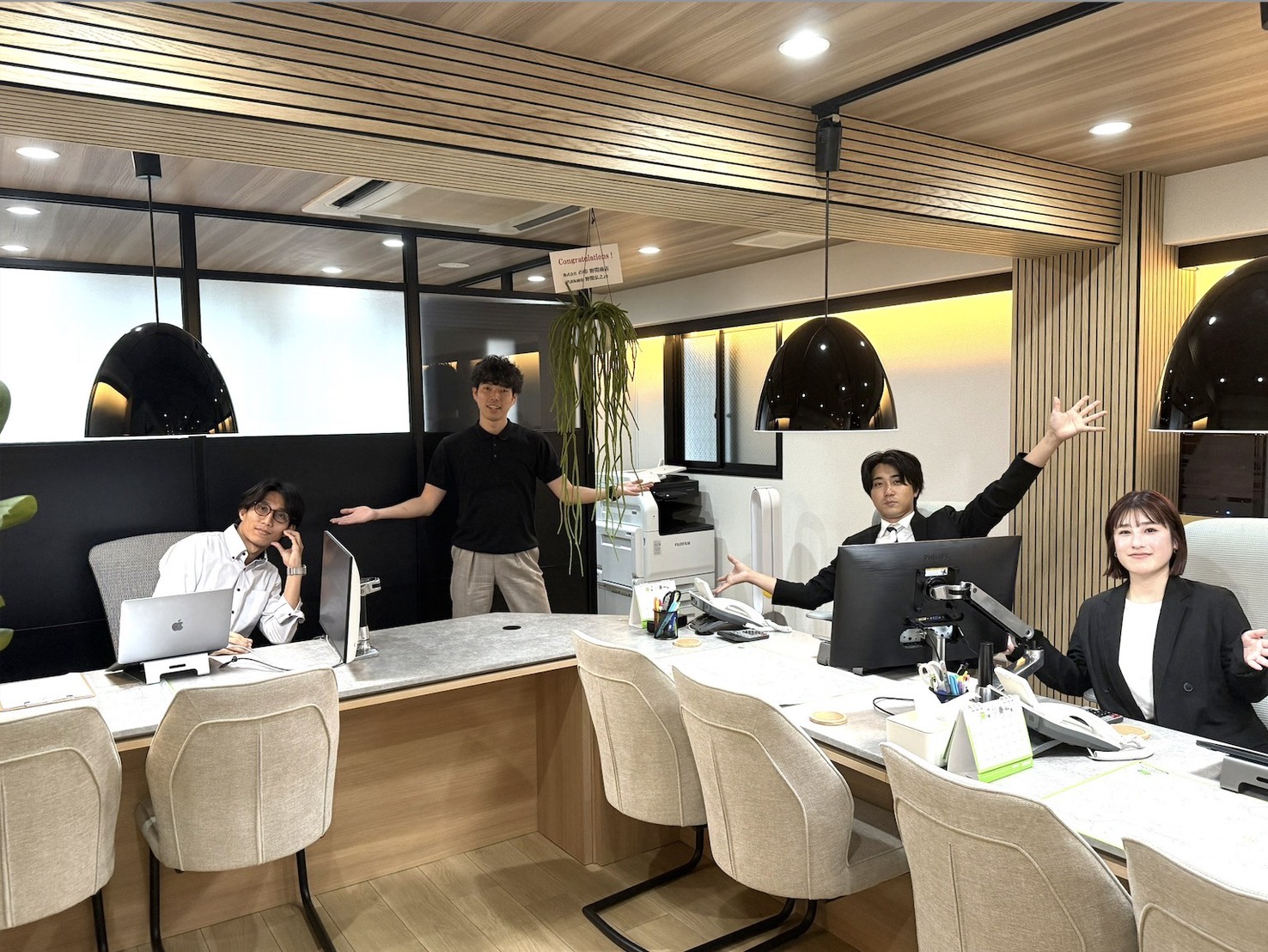 アットホームな雰囲気で、ワガママも言い放題♪スタッフ全員で、お客様に満足頂ける物件をとことんお探しします！