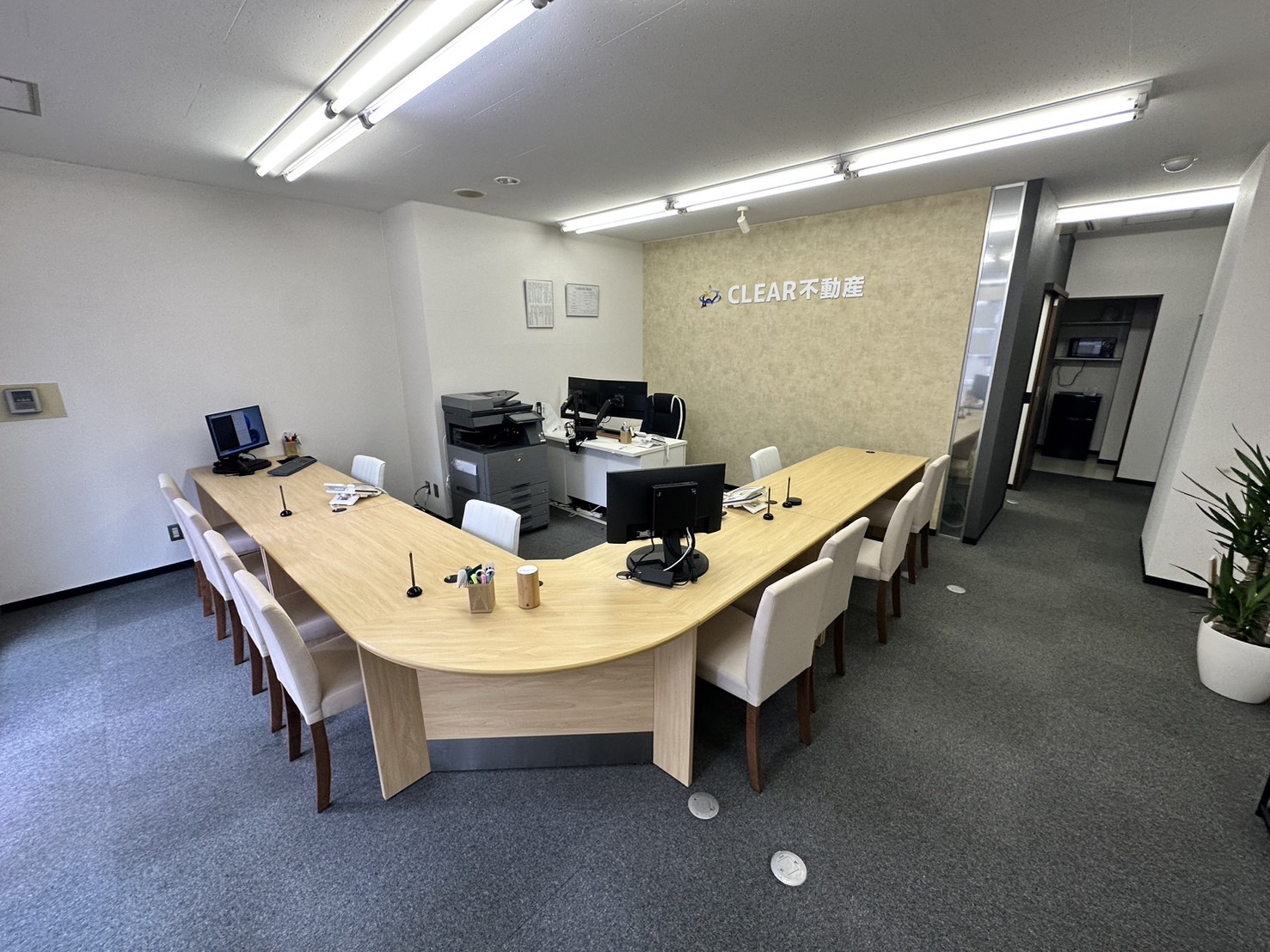 全てのお客様のリクエストにお応え出来るように、お手伝いさせていただきます！