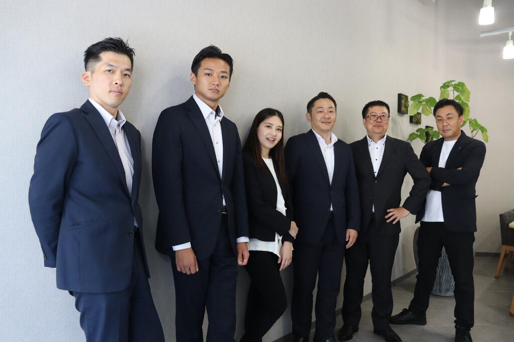 年中無休、24時間電話でのご対応をしております。お電話頂ければ即対応が可能でございます。