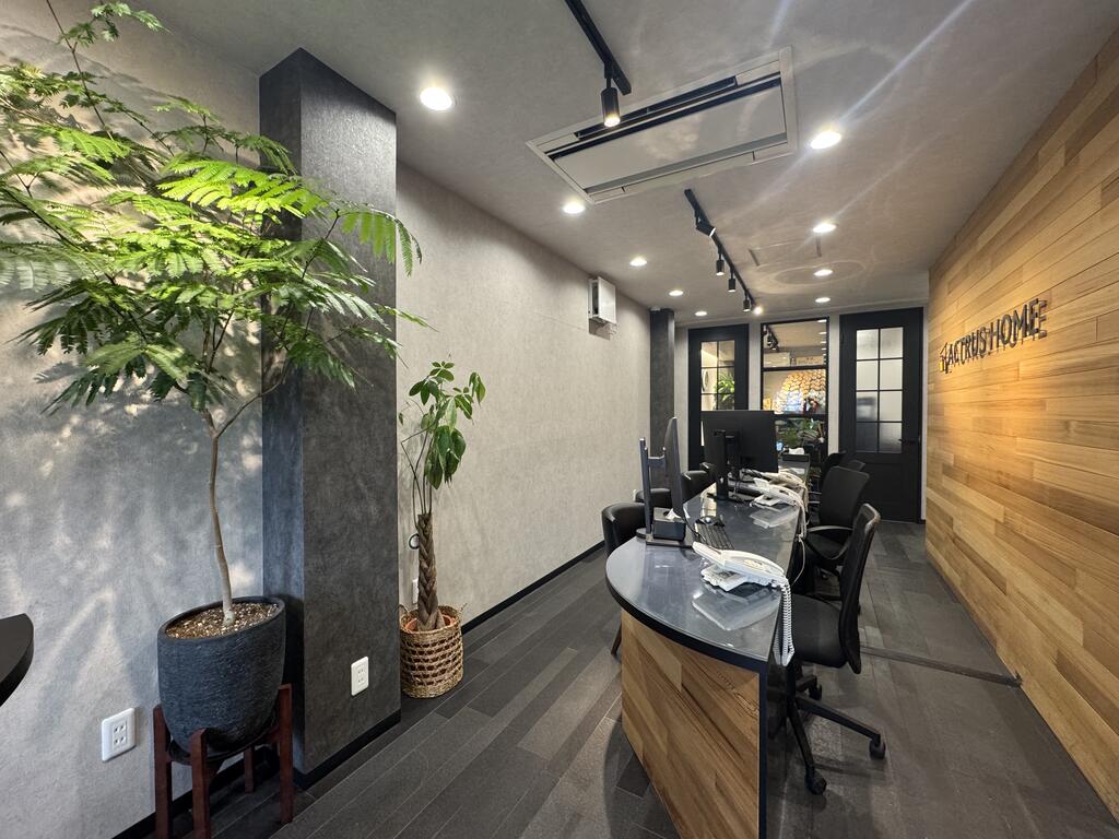 応接室完備してますので、売買や相続等のご相談はプライバシーに配慮させていただきます。