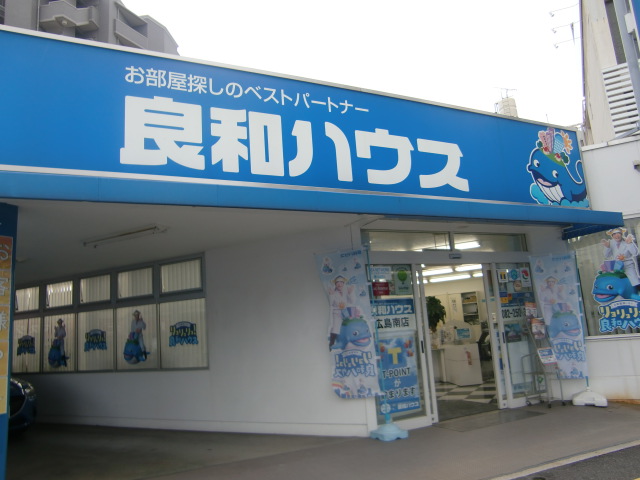 お客様駐車場も完備♪お車でお越しでもご安心です！