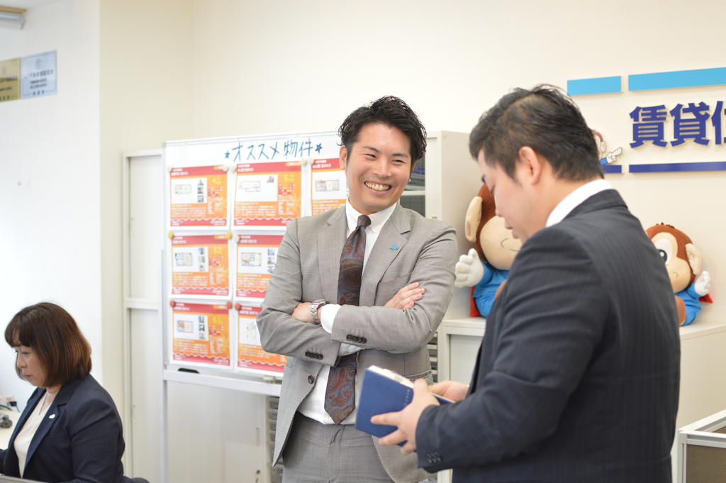 実務経験10年以上の信頼できる地元出身スタッフ。