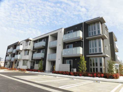 お部屋のことから周辺の地域情報まで、気兼ねなくご相談くださいませ！