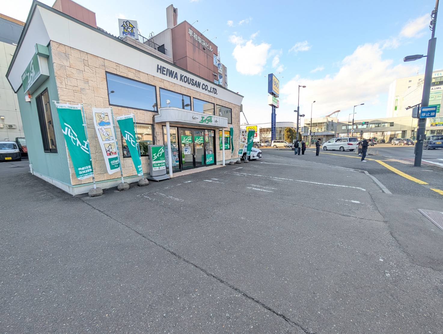 ☆千歳駅道路向かいの好立地♪☆