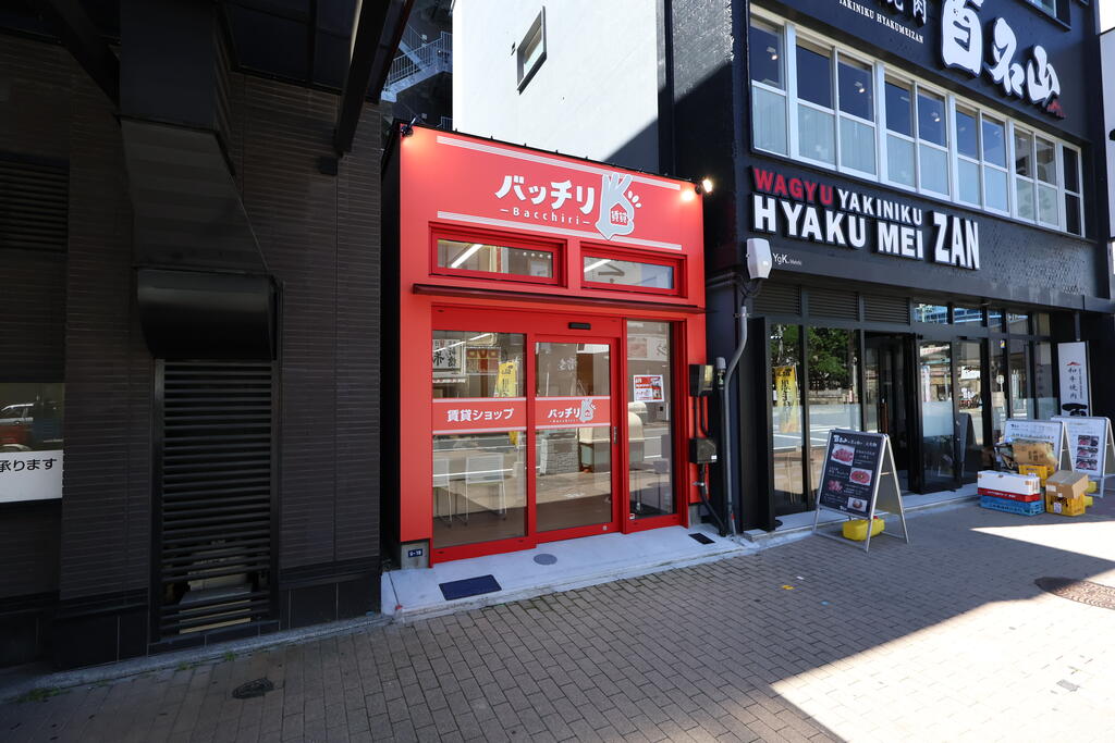 名古屋駅西口から徒歩5分でアクセスしやすい立地になります！