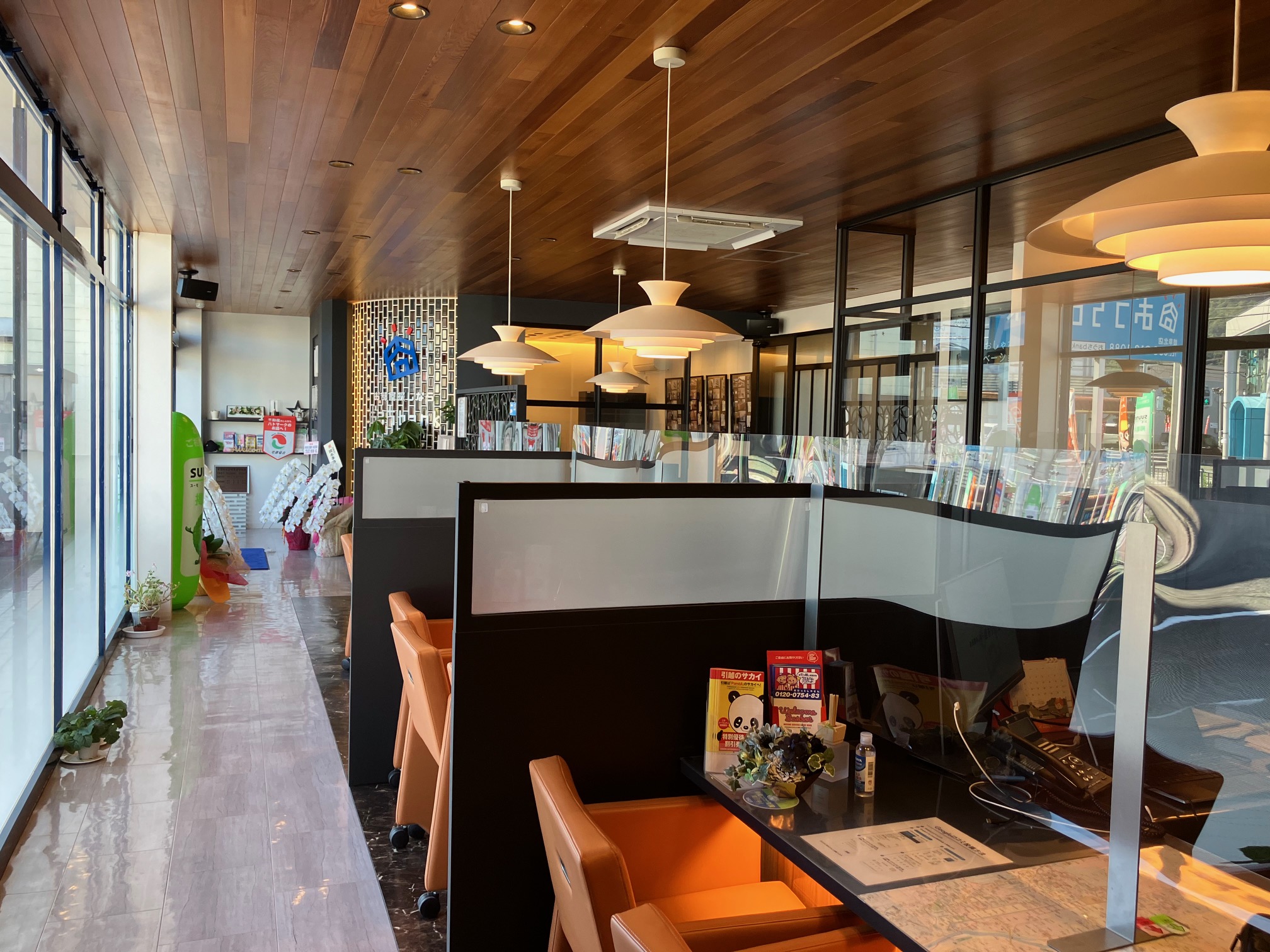 カフェのような落ち着いた空間でお部屋探しをしませんか？