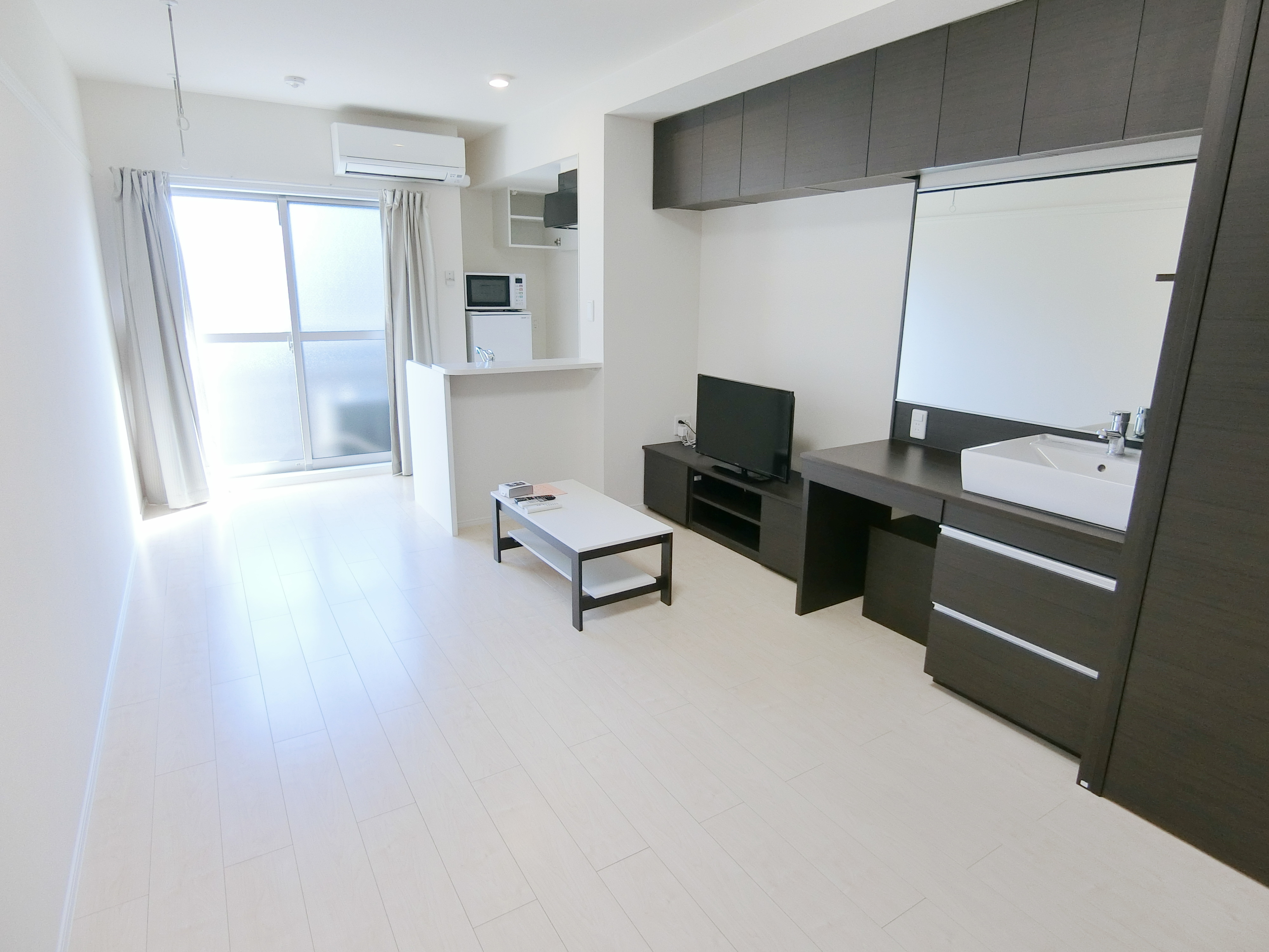 家具家電付き物件多数取り扱いしております！気になる初期費用も10万円代で契約可能な物件多数取り扱ってます！