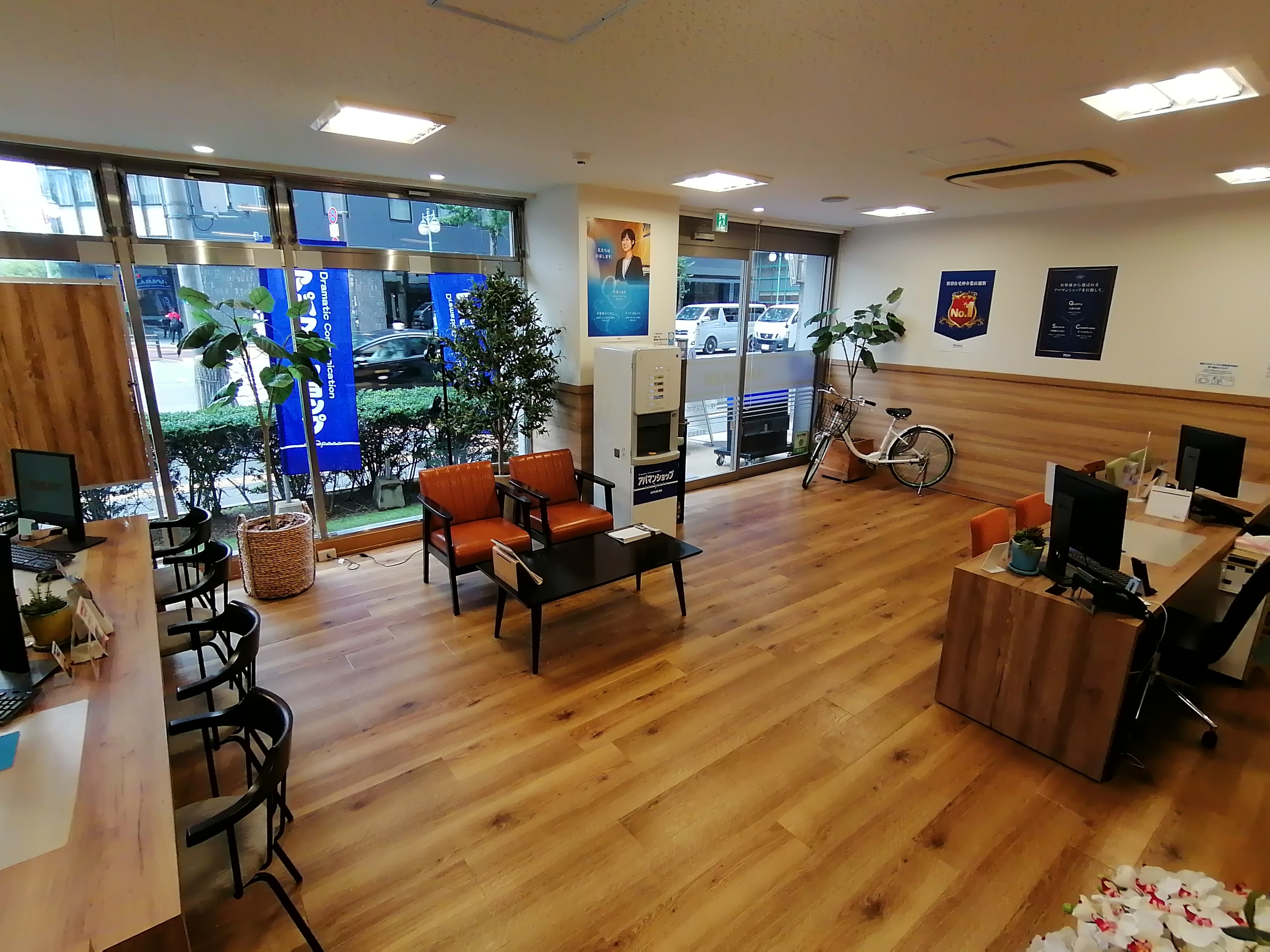 博多でお部屋探すなら、駅チカ＆物件数トップクラスの当店へ！<br>当店は地域密着で理想の住まいをご提案します。