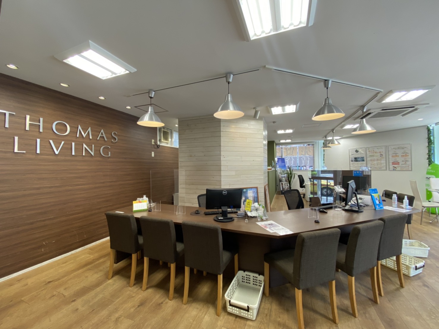 【㈱トーマスリビング】は、福岡県とその近郊に21店舗を展開する不動産会社です。年間仲介実績は九州第3位です。