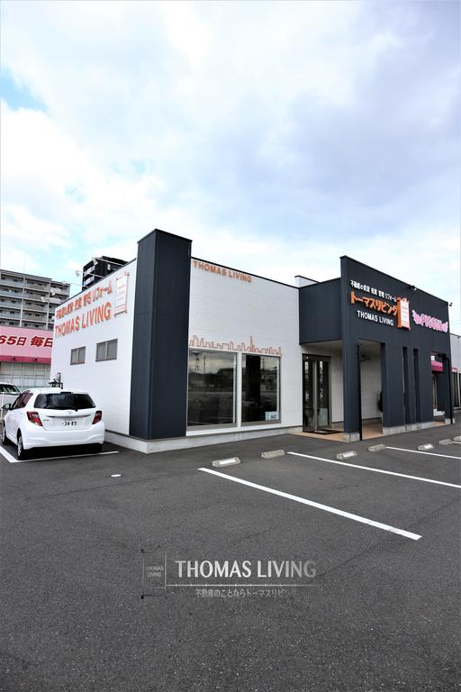 無料駐車場の完備♪