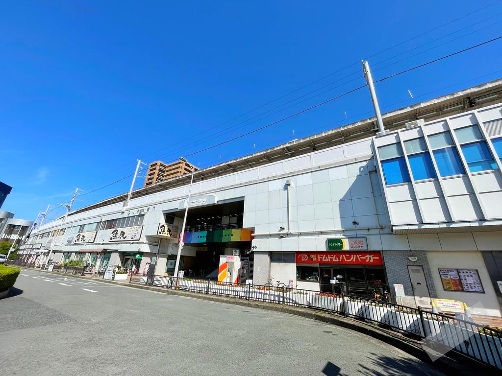 泉北高速鉄道『深井駅』より徒歩3分♪専用駐車場もございますのでお気軽にお声がけください＾＾<br>