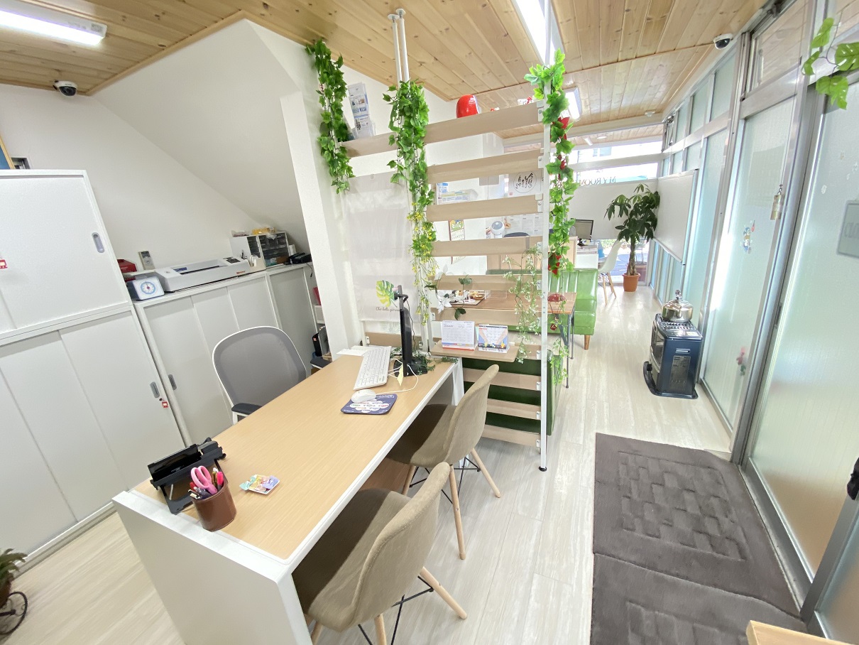 私たちはおせっかいな不動産会社です<br>仙台中心部の五橋本店、東北福祉大学向かい側の北支店の2店舗体制です。