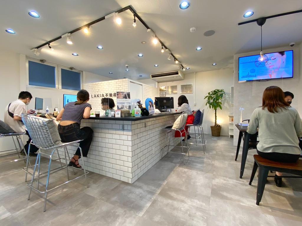 大阪府下11店舗展開！幅広い情報量と経験豊富なスタッフでお部屋探しをお手伝いさせていただきます！