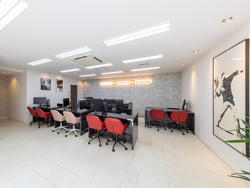 地下鉄東山線「本郷」駅　1番出口よりすぐ