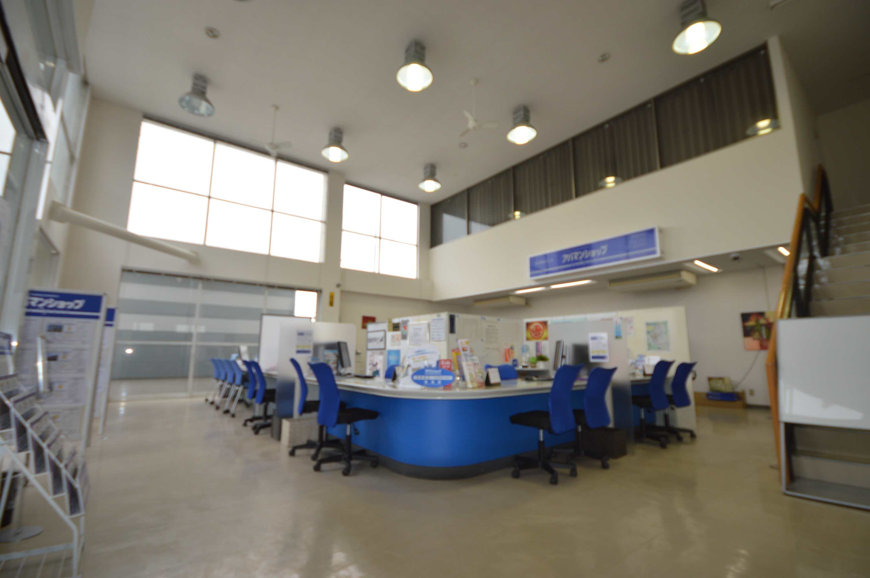 ☆ゆったりとした空間でお部屋探しが出来ます☆