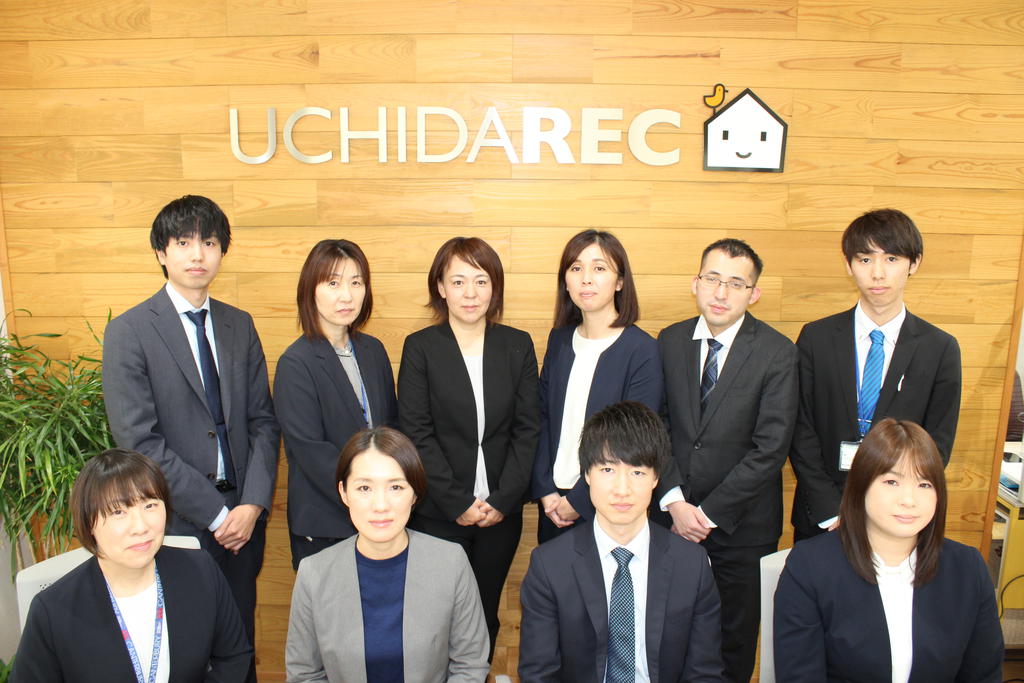 男性スタッフ、女性スタッフ多数おります。