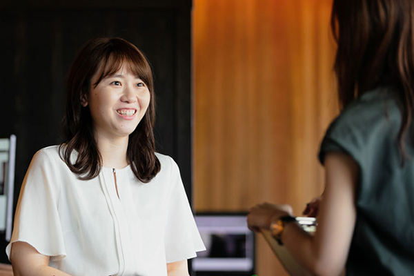 お客様に選んでいただけるお店である為に。無人コーナーやキッズエリアも全店で完備。