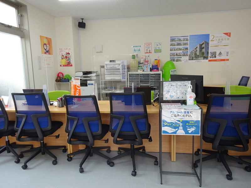 接客や契約手続きのご説明は対面でも非対面（オンライン）でもご対応可能です。